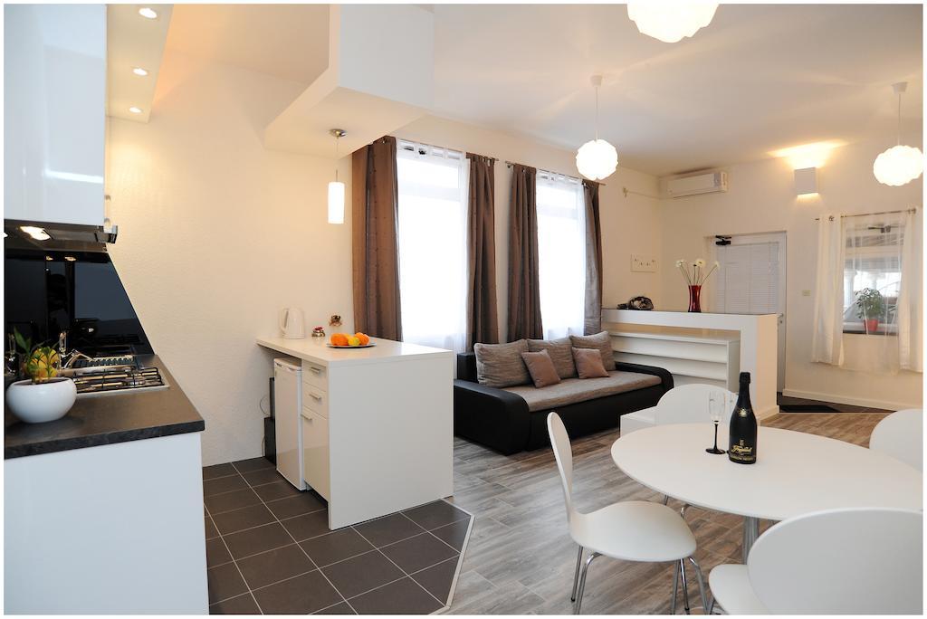 Guest House D&G -I Apartment & Room 자다르 외부 사진